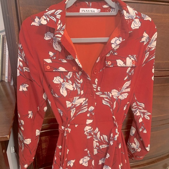 Inayah Red White Rust Floral Flower Maxi Dress Collar Button Shirtdress Belt XS - Picture 3 of 4